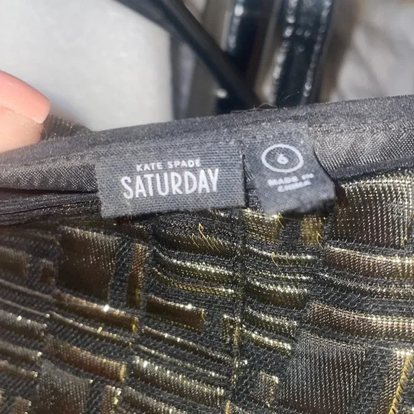 Kate Spade ♠️ Saturday full skirt. It’s size 6 with side zipper - Picture 3 of 4